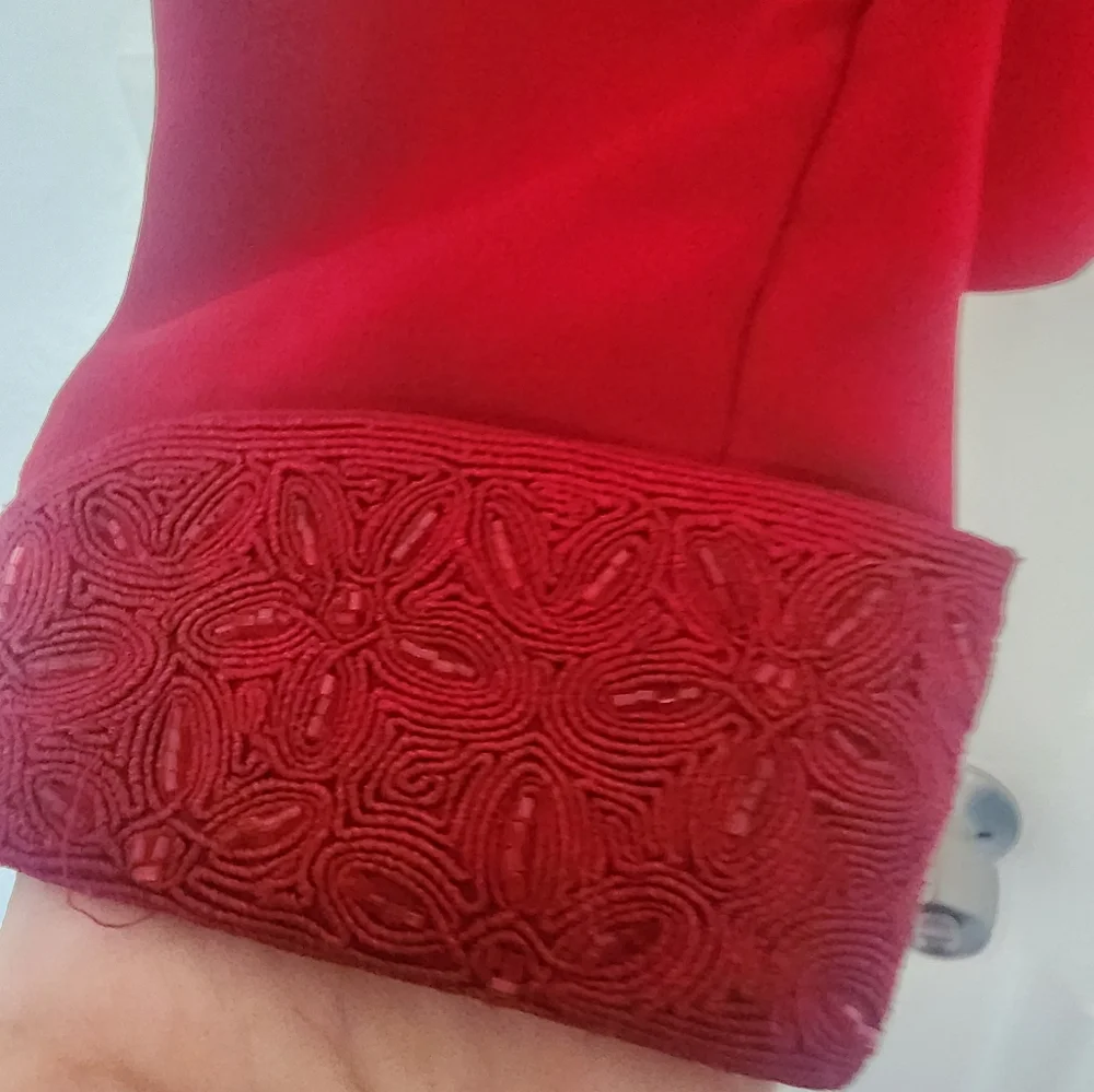 Vintage‎ Albert Nipon petite evening skirt set, size 2, red, sequins.